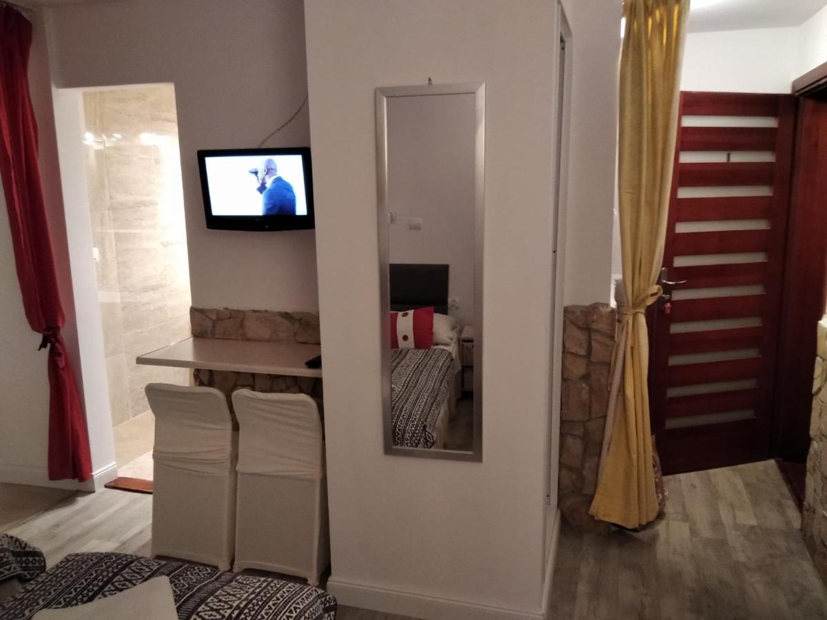 Zielone Wzgorze Na Starowce Appartement Sandomierz Buitenkant foto