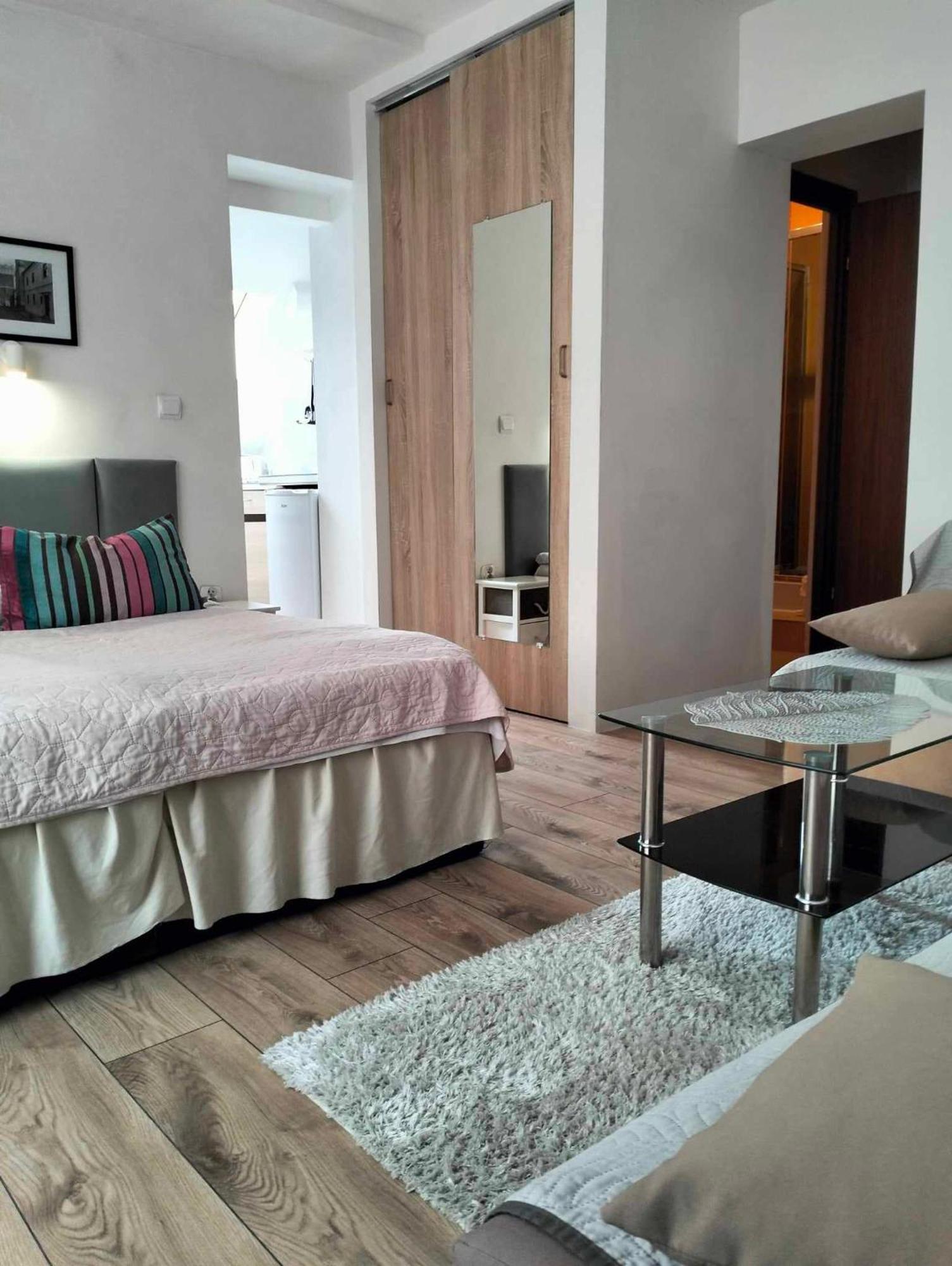 Zielone Wzgorze Na Starowce Appartement Sandomierz Buitenkant foto